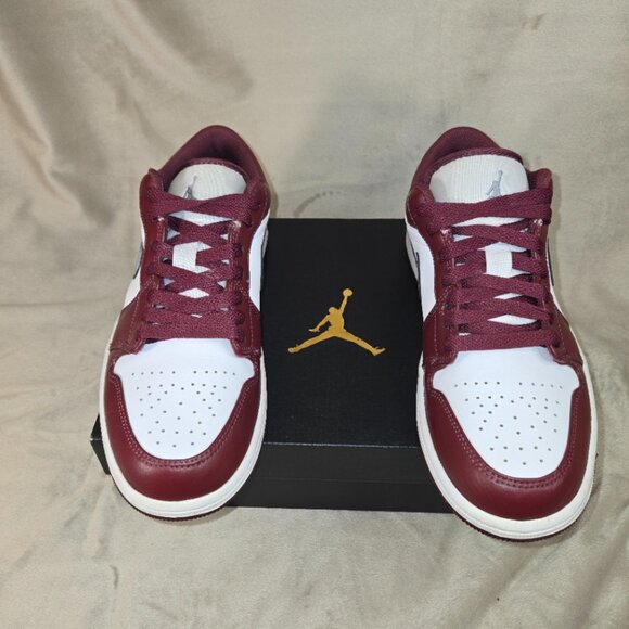 AIR JORDAN 1LOW MEN'S US 7.5/EU 40.5 - Picture 2 of 11